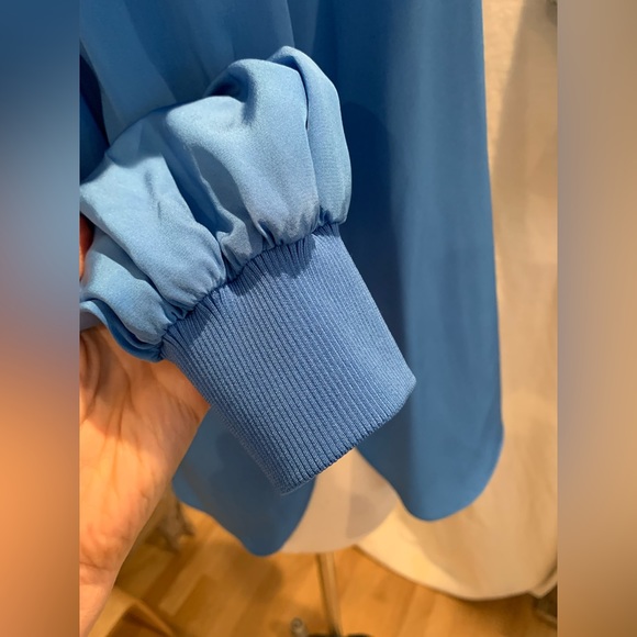 TIBI Pintuck Silk Tunic Long Sleeve Blouse In Azure Blue Size 2 - Picture 8 of 16